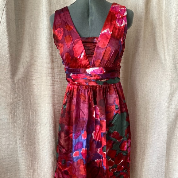 Banana Republic Silk Dress Size 2 - Picture 4 of 6